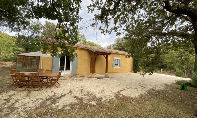 Valaurie Villa | Valaurie , Villa 80m2, 4 Chambres. Jardin .piscine