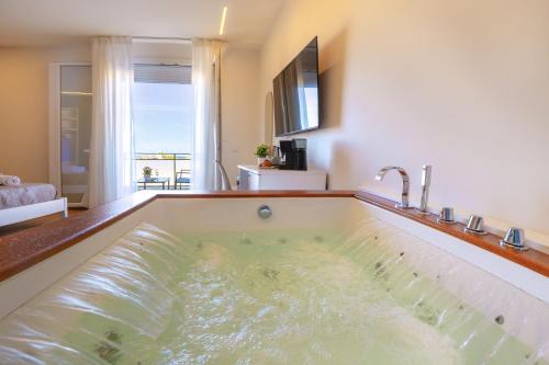 Centro Storico House | Valenza Exclusive Suites & Rooms