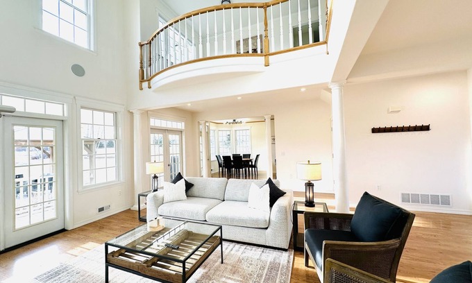 Corvallis House | Valley Hill Retreat, Sleeps 14.
