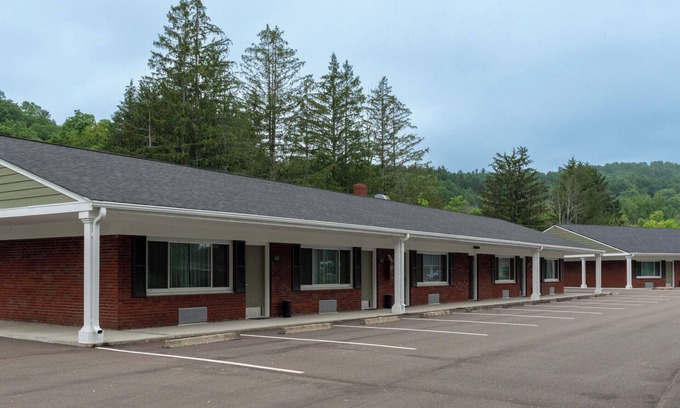 Horseheads Hotel | Valley Trail Inn