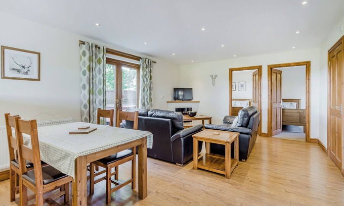 Llandrindod Wells Ski Chalet | Valley View Lodge Pet
