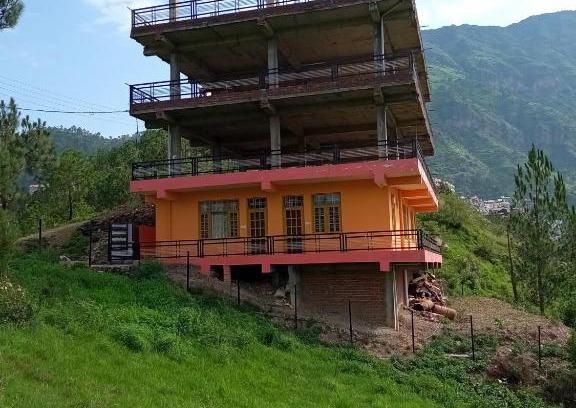 Solan House | Valley View Home Stay