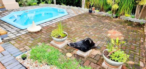 Ramsgate Beach Apartment | Valley Views 1 - Sleeps 6 - Perfect Family Holiday Home!