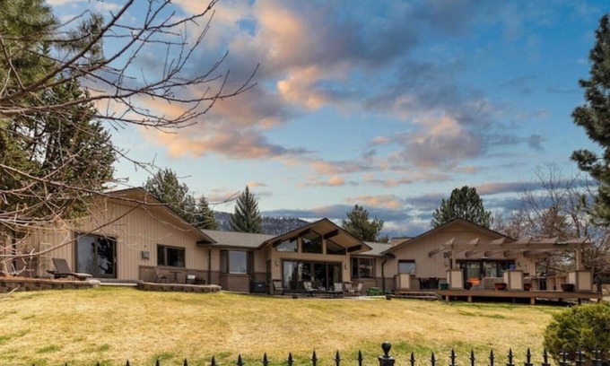 Farviews - Pattee Canyon House | Valley Vistas with unspoiled views. 4 Bed 2.5 Bath