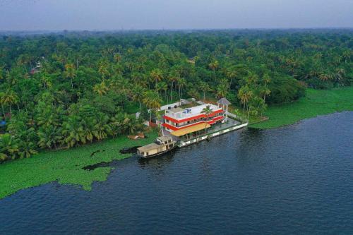 Aryad South Resort | Vembanad Village Backwater Resort by EGH