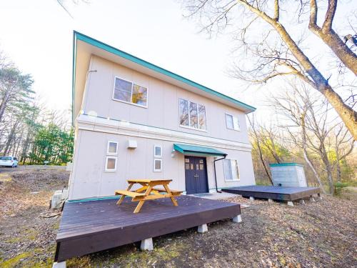 Nasushiobara House | venasuオーベルジーヌ館 卓球カラオケ シアター 石風呂 ドッグラン BBQ