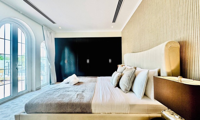 Jumeirah Park Villa | Venduras - 3BR Villa in Jumeirah Park