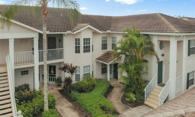 Plantation Condo | Venice Vacation Retreat