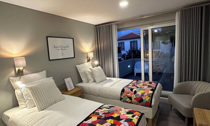 Angra do Heroismo House | Vera Cruz Guesthouse