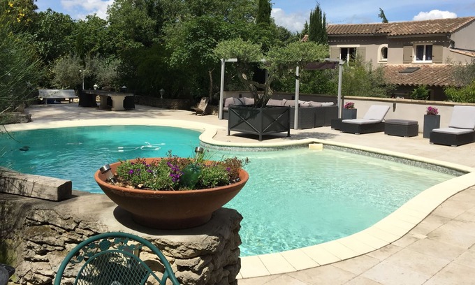 Mas-Blanc-des-Alpilles House | Very beautiful villa at the foot of the Alpilles next to St Rémy de Provence
