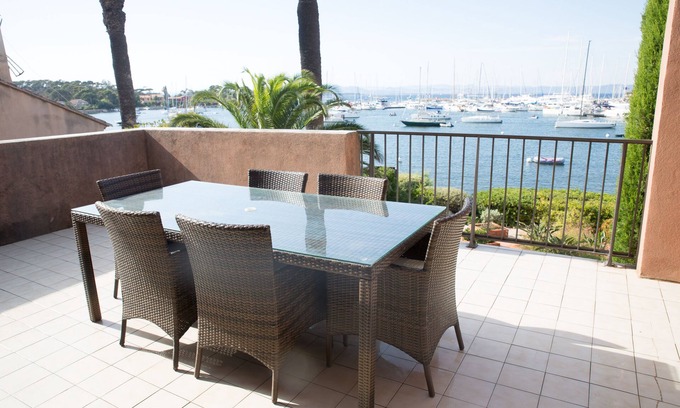 Porquerolles Apartment | Very nice apartment on Porquerolles, large terrace with stunning views