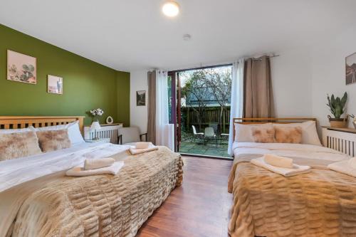 Camden Town with Primrose Hill Apartment | Very Nice Big Place in Camden Town 2 Minutes to Kings Cross