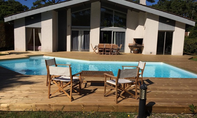 Le Canon House | VERY NICE FAMILY HOUSE WITH POOL IN CANON. (5kms from Cap Ferret center)
