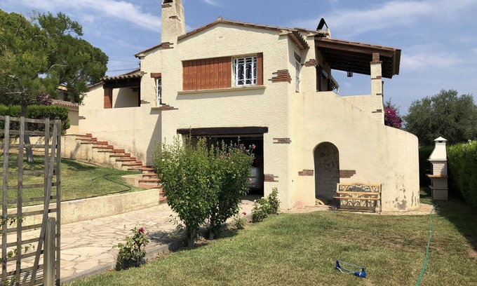 Torroella de Montgri House | Very quiet villa on a slope, suitable for children