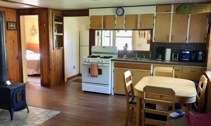 Millersburg Cottage | Very Secluded, Lakefront Cottage On Ocqueoc Lake