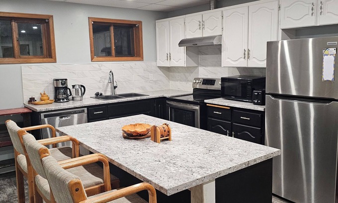 Prince George House | Very spacious 3 bedroom 1 bathroom basement suite.