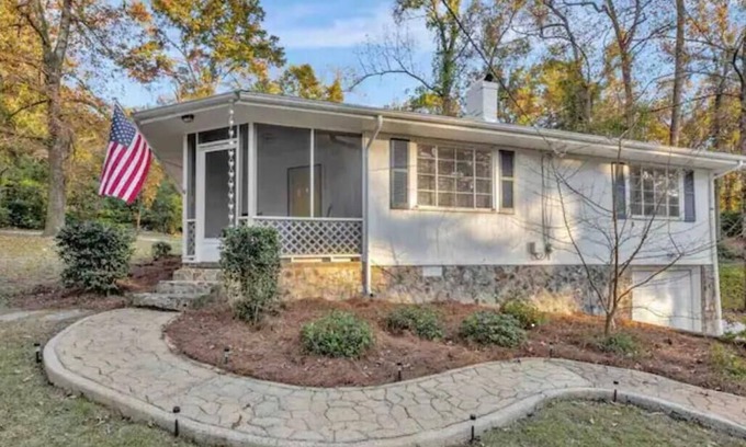Vestavia Hills House | Vestavia Cottage-Cozy 2/1