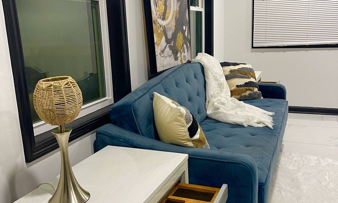 Clarksville Apartment | Veteran Stay 2 miles to post/food/shops/parks