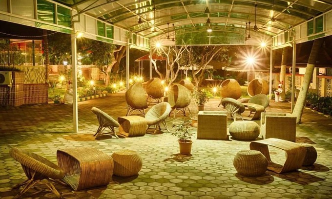 Injambakkam Hotel | VGP Golden Beach Resort