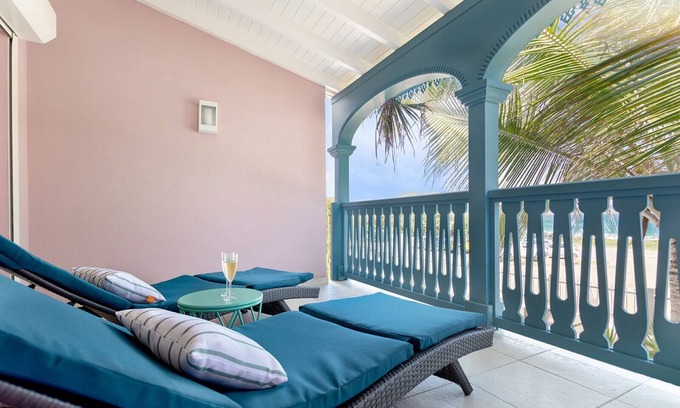 Maho House | Villa Flamingo, 2 bedroom beach house, sea view!