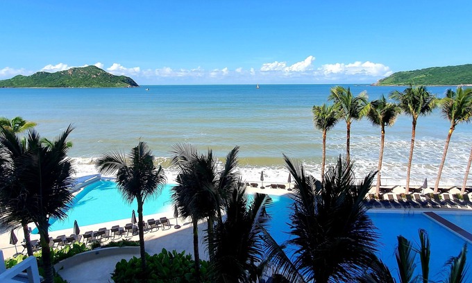 Zona Dorada Resort | Viaggio Resort Mazatlán