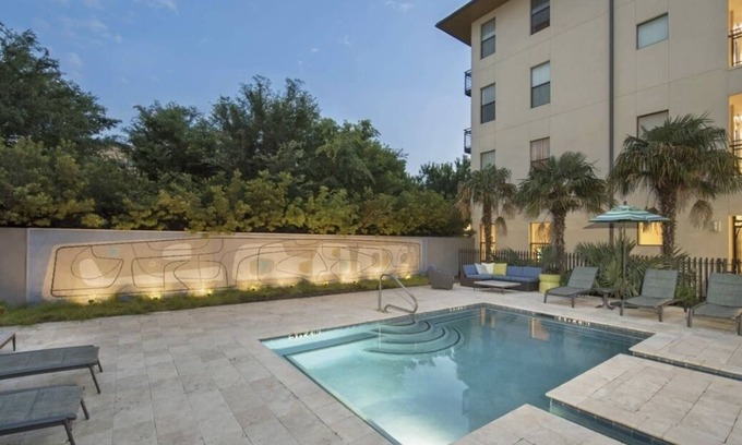 Legacy Park Apartment | Vibes in Dallas