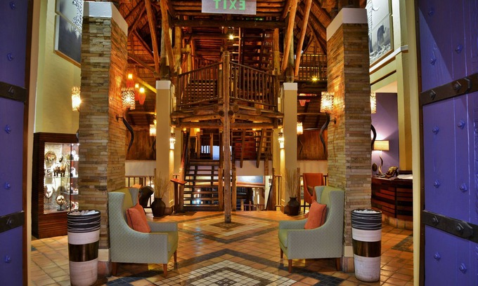 Victoria Falls Hotel | Victoria Falls Safari Suites