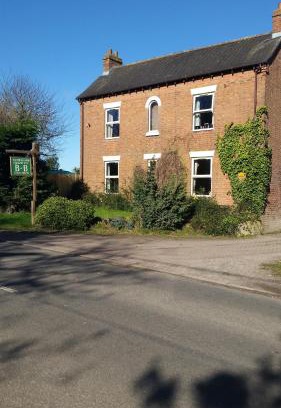 Six Hills Bed & Breakfast | Victoria Farm