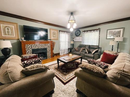 Kokomo House | Victorian Home in Original Grandeur Downtown