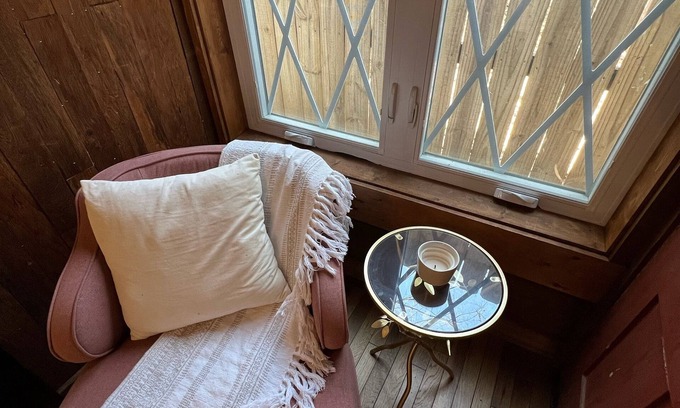 Lawrence House | Victorian Little Yellow Cottage