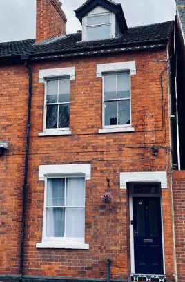 Newent House | Victorian red-brick home in picturesque market town