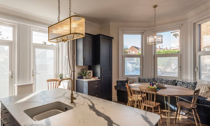 Broadstairs House | Victorian Seaside Retreat