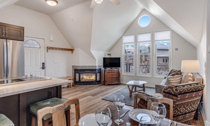 Steamboat Springs Apartment | Victorian Under the Gondola: 1 Bedroom Apartment