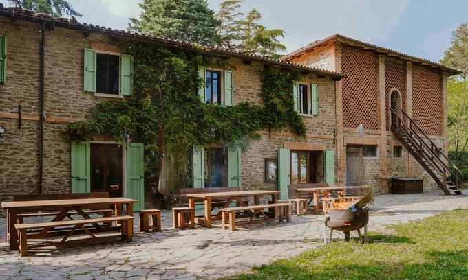 Casola Valsenio Other | Vidovina: Farmhouse with Pool - 7 bedrms/22 beds