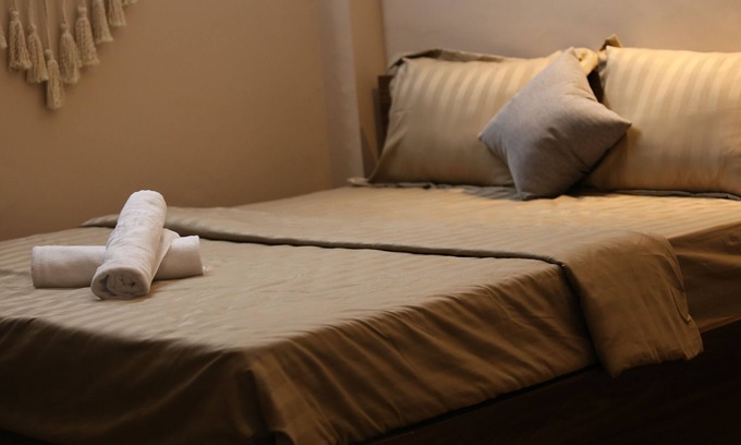 Hang Trong Apartment | Vietnam Travelers Home 2 - Hidden Gem with Cozy Private Balcony