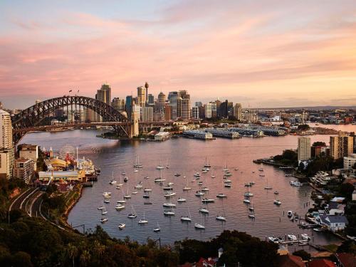 North Sydney Hotel | View Sydney