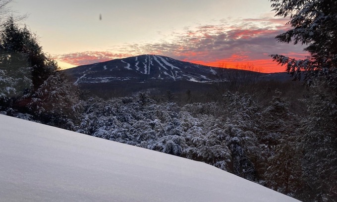 Stratton Mountain House | Views of Stratton, Minutes from the Slopes, EV Charging Level 2