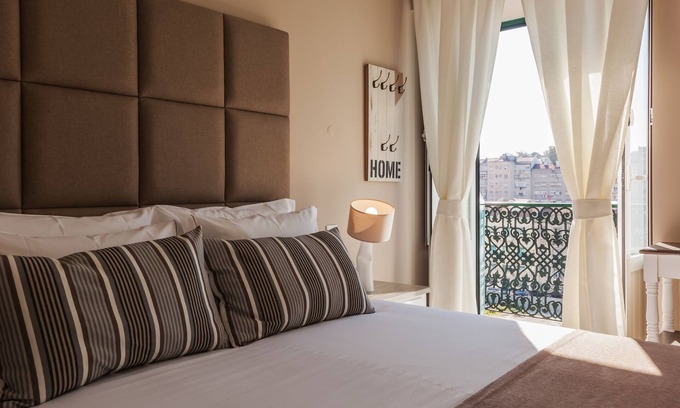 Sao Jorge de Arroios House | Vila Garden Guesthouse