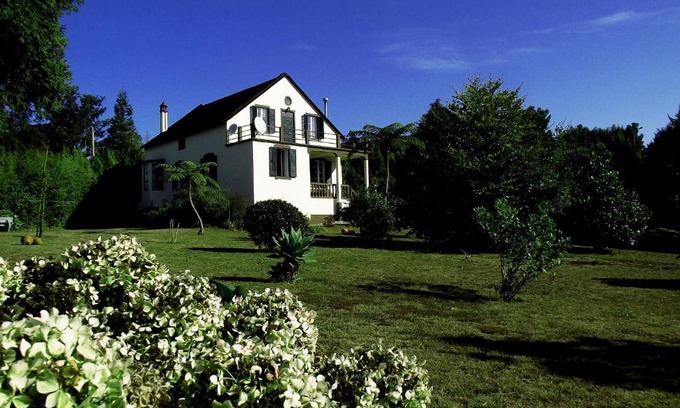 Santo da Serra House | Vila Joaninha