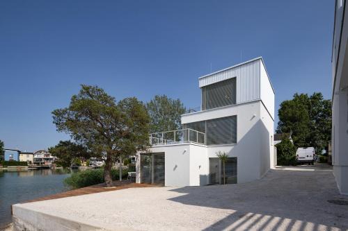 Senec House | Vila na Cípe Slnečné jazerá Senec