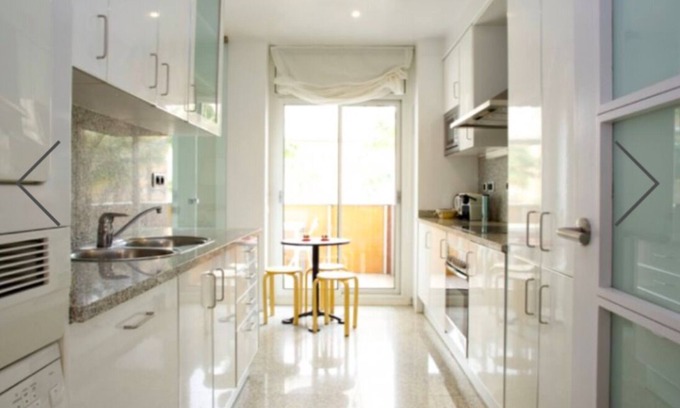 La Vila Olimpica del Poblenou Apartment | Vila Olimpica Pool Suites