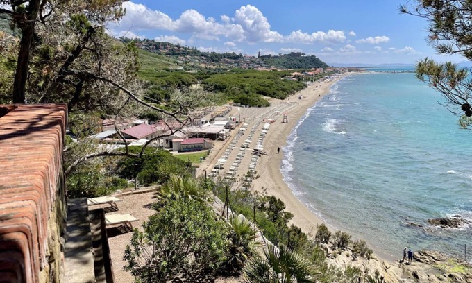 Castiglione della Pescaia House | Villa Poggetto overlooking the sea, first floor