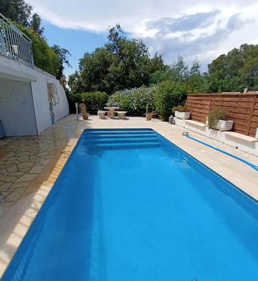 Saint-Raphael Villa | Villa élégante à Saint-Raphaël avec piscine partagée