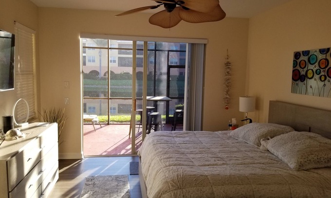 Bonita Springs Villa | Villa 3 bedroom 3 bath with private pool near Coconut Mall Estero FL.