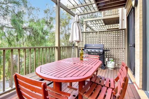 Pokolbin Villa | Villa 3br Chianti Villa located within Cypress Lakes Resort