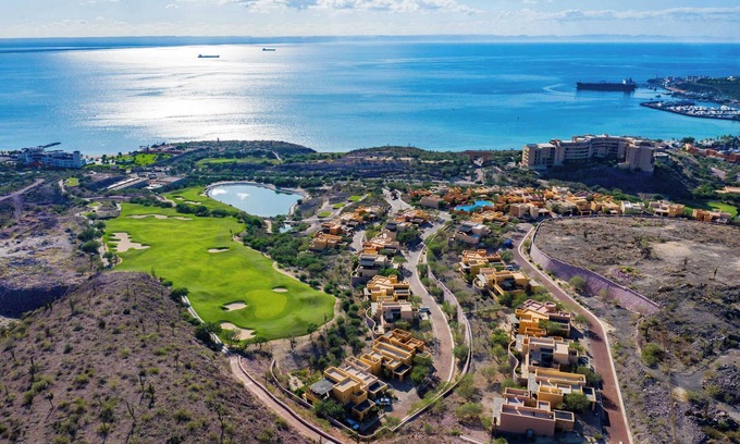 La Paz Apartment | Villa 3BR Ocean View & Jacuzzi at Colinas