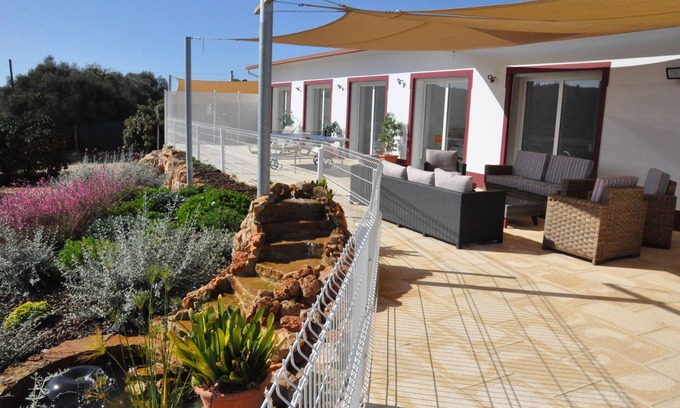 Silves Villa | Villa 5 ch, 6 s. b., air conditioning, heated swimming pool, garden, fitness, bird watching.