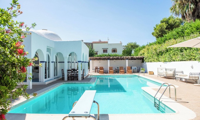 Santa Eulalia del Rio Villa | Villa, 5BR, Sea views, walk to the beach, pool house