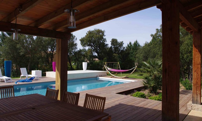 San-Gavino-di-Carbini Villa | Villa 8 to 12 Persons 10 min De La Plage. Private heated pool, Air conditioning