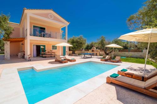 Lithakia Villa | Villa Adelasia by Villa Plus